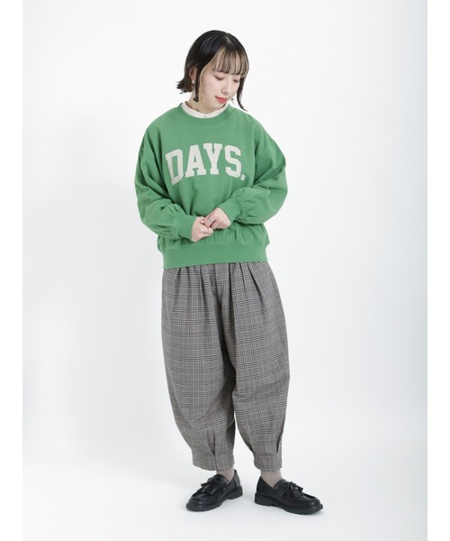 Samansa Mos2(サマンサ モスモス)の「ロゴ裏毛トレーナー(Tシャツ/カットソー・レディース・ブルー/ベージュ/チャコール/グリーン・フリ-)」の12枚目の写真