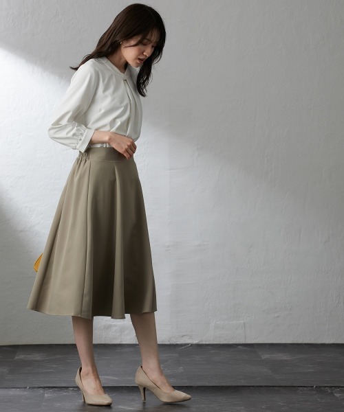 7days Life Styling(セブンデイズライフスタイリング)の「バー使いボウタイ風8分袖ブラウス(形態安定イージーケア・透けにくい・UVカット)(シャツ/ブラウス・レディース・ベージュ/ミント/オフホワイト・M/S/LL/L)」の6枚目の写真