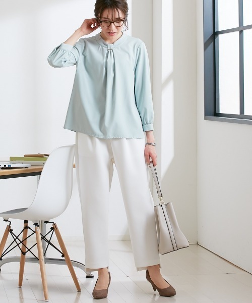 7days Life Styling(セブンデイズライフスタイリング)の「バー使いボウタイ風8分袖ブラウス(形態安定イージーケア・透けにくい・UVカット)(シャツ/ブラウス・レディース・ベージュ/ミント/オフホワイト・M/S/LL/L)」の9枚目の写真