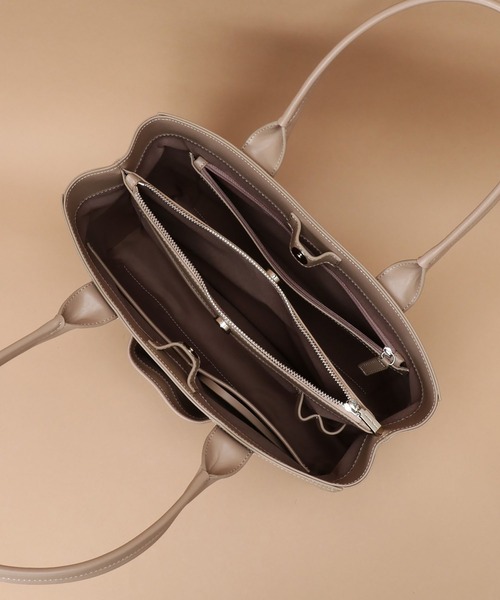 Samantha Thavasa（サマンサタバサ）の「ガラス調合皮トートバッグ（トートバッグ・レディース・ブラック/ベージュ/オフホワイト・FREE）」の9枚目の写真