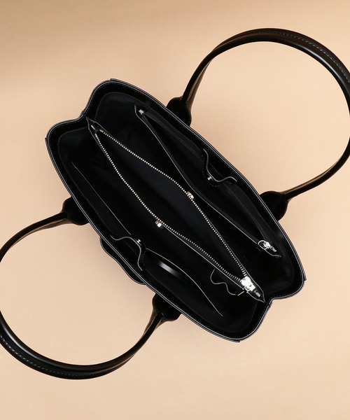 Samantha Thavasa（サマンサタバサ）の「ガラス調合皮トートバッグ（トートバッグ・レディース・ブラック/ベージュ/オフホワイト・FREE）」の8枚目の写真