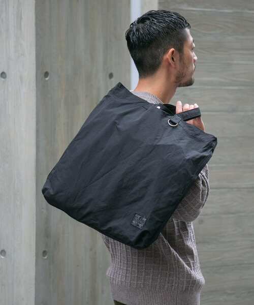 RODE SKO（ロデスコ）の「『ユニセックス』ロクヨンギャザーショルダートートバッグ（トートバッグ・メンズ・ブラック/グレー系その他/カーキ/ベージュ系その他/ブラック系その他・ONE）」の7枚目の写真