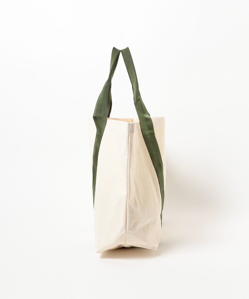 Epperson Mountaineering（エパーソンマウンテニアリング）の「EPPERSON MOUNTAINEERING / CANVAS LUNCH BAG with VINTAGE WEBBING LARGE（トートバッグ・メンズ・ナチュラル・ONE SIZE）」の2枚目の写真