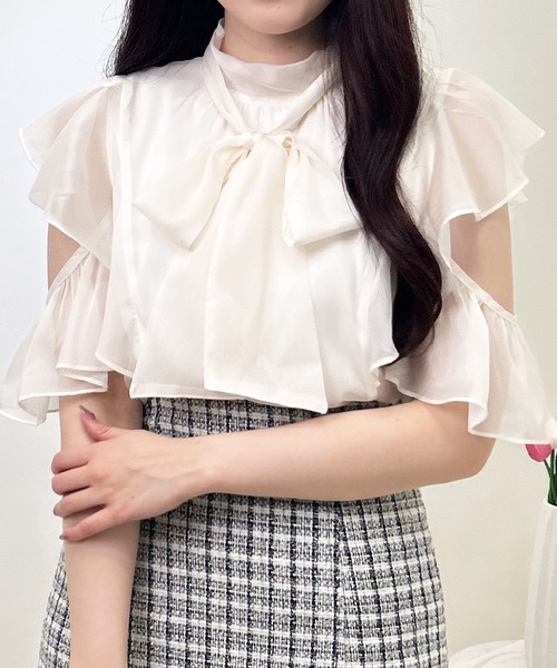 INGNI（イング）の「ラメシアーオープンショルダーフリルブラウス（シャツ/ブラウス・レディース・ミント/オフホワイト/ピンク・M）」の19枚目の写真