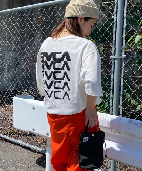 RVCA（ルーカ）の「[RVCA/ルーカ] DEGEN ブランドロゴ バックプリントTシャツ（Tシャツ/カットソー・レディース・ホワイト/ダークグレー・M/L/XL）」の14枚目の写真