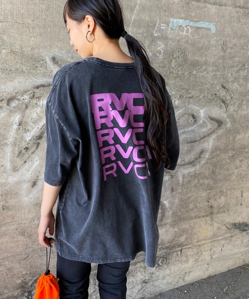 RVCA（ルーカ）の「[RVCA/ルーカ] DEGEN ブランドロゴ バックプリントTシャツ（Tシャツ/カットソー・レディース・ホワイト/ダークグレー・M/L/XL）」の19枚目の写真