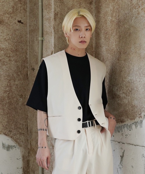 G.O.C(ジーオーシー)の「TRショートジレベスト・ハイライズワイドパンツセット(セットアップ・メンズ・ホワイト/ブラック/グレー・SMALL/MEDIUM/LARGE)」の14枚目の写真