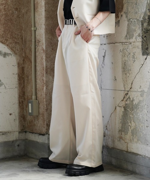 G.O.C(ジーオーシー)の「TRショートジレベスト・ハイライズワイドパンツセット(セットアップ・メンズ・ホワイト/ブラック/グレー・SMALL/MEDIUM/LARGE)」の4枚目の写真