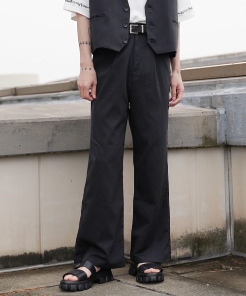 G.O.C(ジーオーシー)の「TRショートジレベスト・ハイライズワイドパンツセット(セットアップ・メンズ・ホワイト/ブラック/グレー・SMALL/MEDIUM/LARGE)」の15枚目の写真