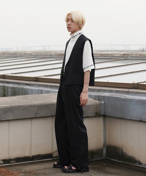 G.O.C(ジーオーシー)の「TRショートジレベスト・ハイライズワイドパンツセット(セットアップ・メンズ・ホワイト/ブラック/グレー・SMALL/MEDIUM/LARGE)」の10枚目の写真