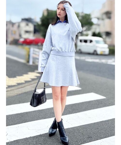 RESEXXY（リゼクシー）の「エンブロイダリースウェットトップス【セットアップ着用可能】（スウェット・レディース・アイボリー/グレー/ブラック・FREE）」の10枚目の写真