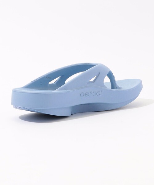 OOFOS（ウーフォス）の「OOFOS OOriginal サンダル（サンダル・レディース・ライトブルー/ブラック・25/24/23）」の6枚目の写真