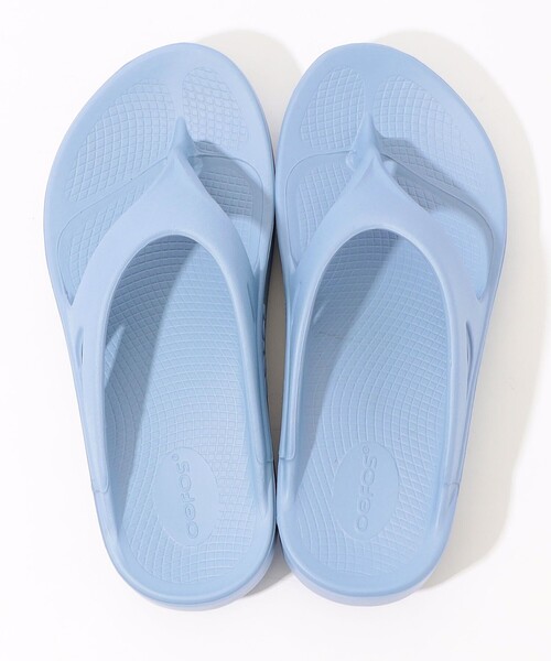 OOFOS（ウーフォス）の「OOFOS OOriginal サンダル（サンダル・レディース・ライトブルー/ブラック・25/24/23）」の9枚目の写真