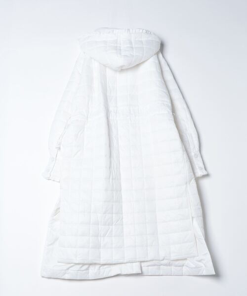 Olu.（オルドット）の「キルティングスリットロングダウン（ダウンジャケット/コート・レディース・ホワイト・FREE）」の10枚目の写真