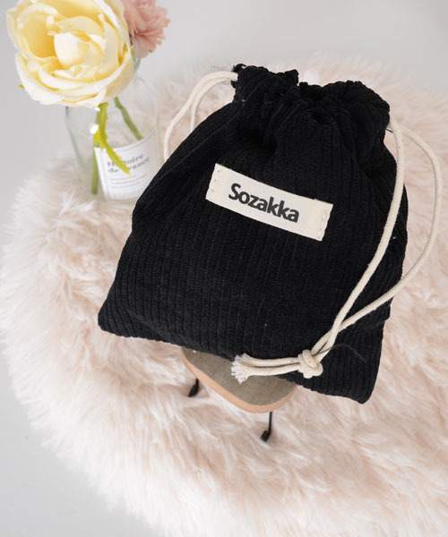 Mayree（メイリー）の「【float】コーデュロイ ワンポイントロゴ 巾着ポーチ【11色展開】（ポーチ・レディース・マスタード/ベージュ/ブラウン/ライトグリーン/ピンク/ブラック/ライトブルー/ダークグリーン/グレー/オフホワイト/パープル・FREE）」の16枚目の写真