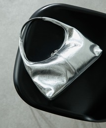 PAPILLONNER | レザーワンハンドルショルダー(ショルダーバッグ)