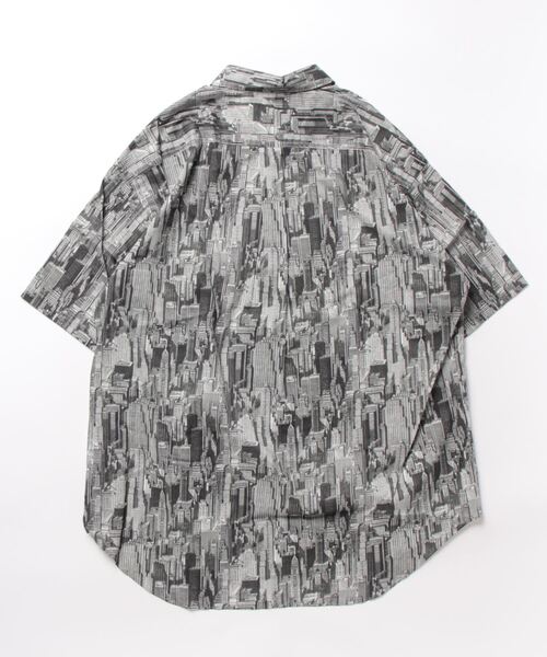 alcali（アルカリ）の「martinique gent's/マルティニークジェンツ リバティプリント リラックス半袖シャツ（シャツ/ブラウス・メンズ・ブラック・L）」の2枚目の写真