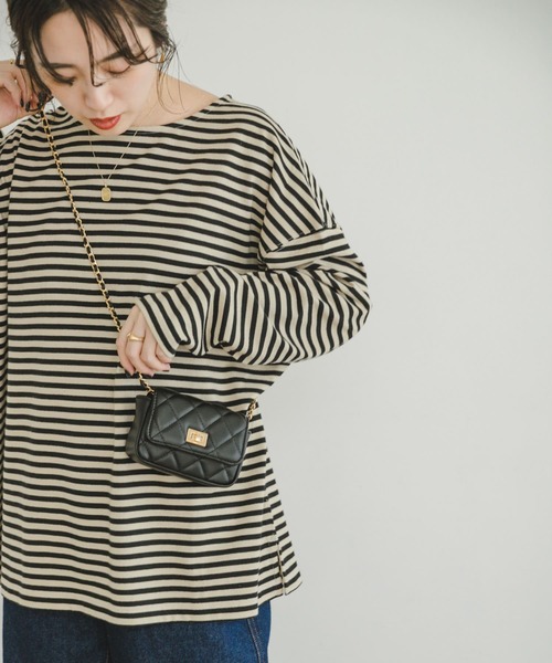 ITEMS URBANRESEARCH（アイテムズ アーバンリサーチ）の「ボートネックルーズカットソー（Tシャツ/カットソー・レディース・ベージュ系その他/チャコールグレー/オフホワイト・FREE）」の4枚目の写真