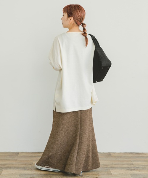 ITEMS URBANRESEARCH（アイテムズ アーバンリサーチ）の「ボートネックルーズカットソー（Tシャツ/カットソー・レディース・ベージュ系その他/チャコールグレー/オフホワイト・FREE）」の14枚目の写真