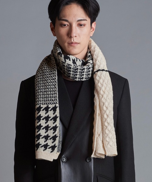 NO ID.(ノーアイディ)の「【NO ID.】Cable Knit Stole / ケーブル ニット ストール(ストール/ショール・メンズ・ホワイト/ブラック・ONE SIZE)」の2枚目の写真