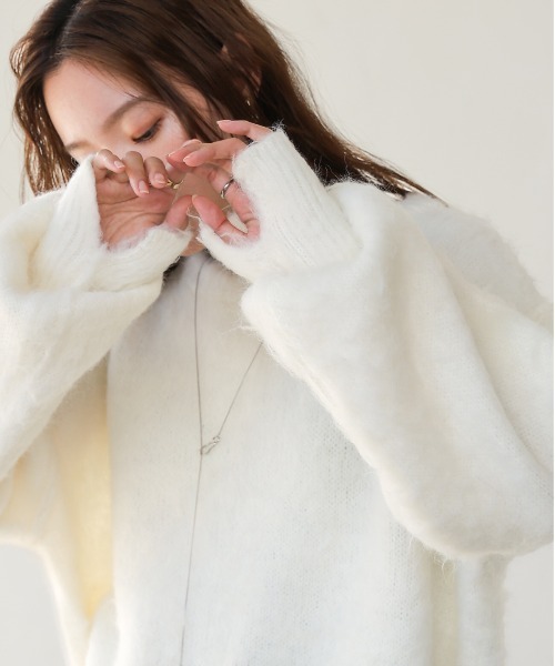 Bab（バブ）の「ボリュームスリーブモヘヤライクニット（ニット/セーター・レディース・ブラック/ブルー/杢グレー/オフホワイト・FREE）」の9枚目の写真