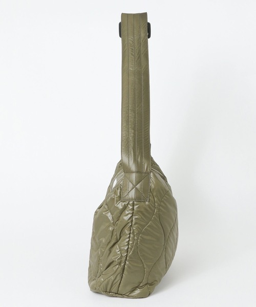 PBLIM（ページボーイリム）の「PBLIM/WWコラボキルティングショルダー（ショルダーバッグ・レディース・ベージュ/カーキ・FREE）」の13枚目の写真