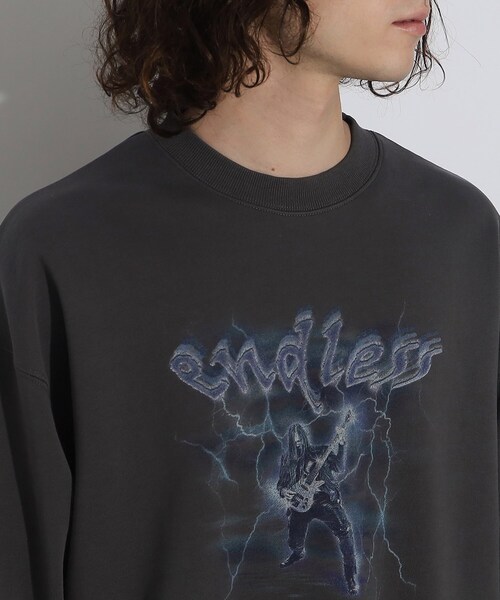 tk.TAKEO KIKUCHI（ティーケータケオキクチ）の「◆ロックグラフィックスウェットプルオーバー（スウェット・メンズ・チャコール/ブラック系・02/03）」の7枚目の写真