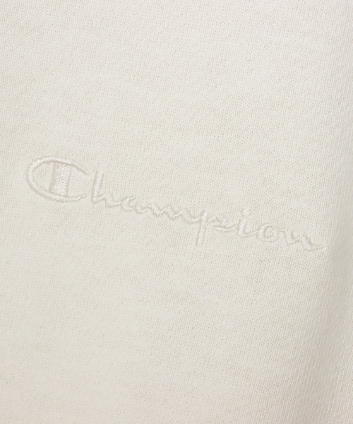 Champion(チャンピオン)の「【Champion/チャンピオン】レディース ショートスリーブTシャツ(Tシャツ/カットソー・レディース・ブラック/オフホワイト/ダークグリーン・LARGE/MEDIUM)」の4枚目の写真