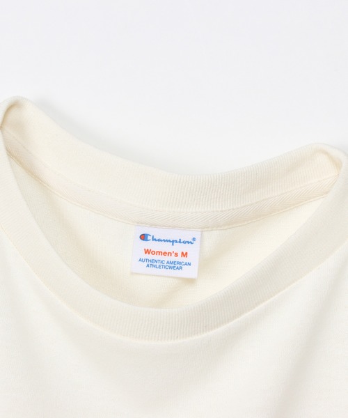 Champion(チャンピオン)の「【Champion/チャンピオン】レディース ショートスリーブTシャツ(Tシャツ/カットソー・レディース・ブラック/オフホワイト/ダークグリーン・LARGE/MEDIUM)」の6枚目の写真
