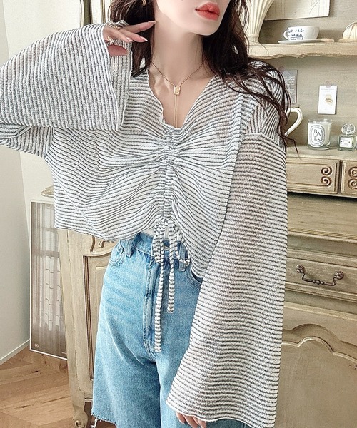 moment+（モーメントプラス）の「シアーボーダーフレアスリーブ長袖