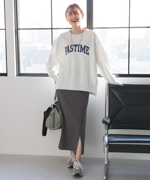 GLOBAL WORK（グローバルワーク）の「乾きやすいスウェットプリント長袖/975599（Tシャツ/カットソー・レディース・ベージュ系その他3/ネイビー系8/アイボリー系7/スミクロ/杢グレー/アイボリー系8・LARGE/MEDIUM）」の11枚目の写真