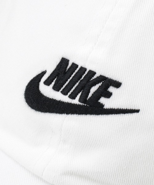 NIKE(ナイキ)の「【NIKE】ナイキ クラブ アンストラクチャード フォーチュラ ウッシュ キャップ(キャップ・レディース・ベージュ/ホワイト/ブラック/カーキ/グリーン/ホワイト系その他3/ネイビー/グレー・FREE)」の21枚目の写真