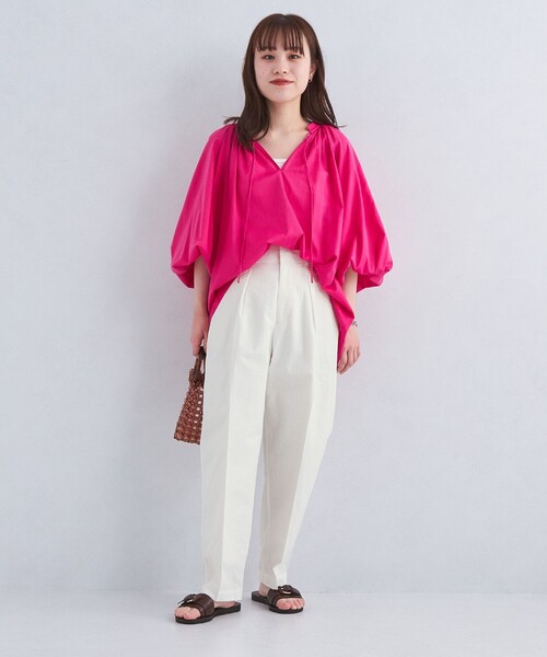 カーヴィパンツ　ホワイト カーヴィパンツ ホワイト