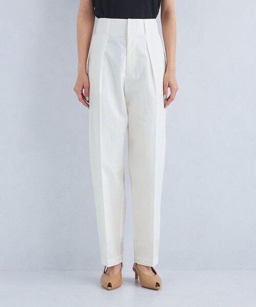 カーヴィパンツ　ホワイト カーヴィパンツ ホワイト