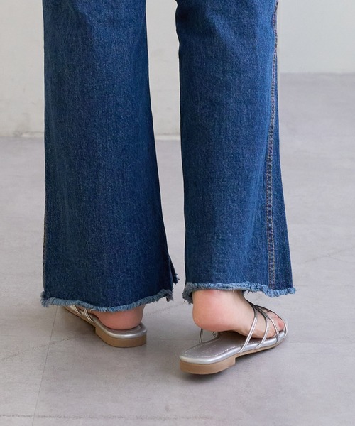 DISCOAT（ディスコート）の「【フラットソールで楽ちん♪】クロスラインサンダル（サンダル・レディース・シルバー/ブラック/ゴールド・SMALL/MEDIUM/LARGE）」の13枚目の写真