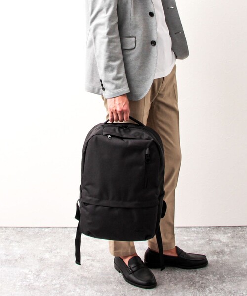 incase(インケース)の「【Incase/インケース】CAMPUS COMPACT BACKPACK (137203053001)(バックパック/リュック・メンズ・ブラック・FREE)」の5枚目の写真