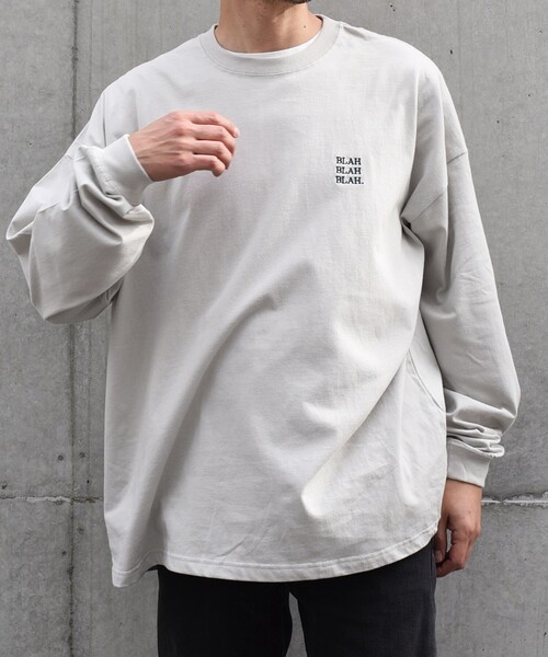 SHIPS any（シップス エニィ）の「【WEB限定】SHIPS any: BLAH BLAH BLAH.ワンポイント 刺繍 ルーズ Tシャツ (ロンT)◇（Tシャツ/カットソー・メンズ・ライトホワイト/ライトグレー/ダークグレー/ホワイト/ブラック/グリーン/ネイビー/チャコールグレー/ライトブルー・MEDIUM/SMALL/X-LARGE/LARGE）」の5枚目の写真