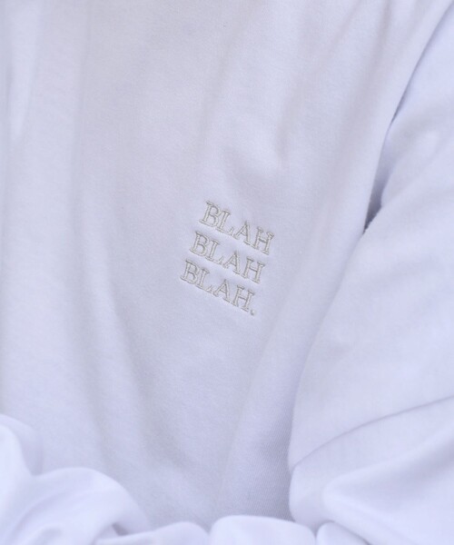 SHIPS any(シップス エニィ)の「【WEB限定】BLAH BLAH BLAH.ワンポイント 刺繍 ルーズ Tシャツ (ロンT)◆(Tシャツ/カットソー・メンズ・ライトホワイト/ライトグレー/ダークグレー/ホワイト/ブラック/グリーン/ネイビー/チャコールグレー/ライトブルー・MEDIUM/SMALL/X-LARGE/LARGE)」の21枚目の写真
