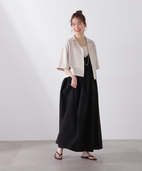 N.(N. Natural Beauty Basic)(エヌエヌナチュラルビューティーベーシック)の「◆クロップドゆる開襟シャツ(シャツ/ブラウス・レディース・ベージュ/チャコールグレー・MEDIUM)」の14枚目の写真