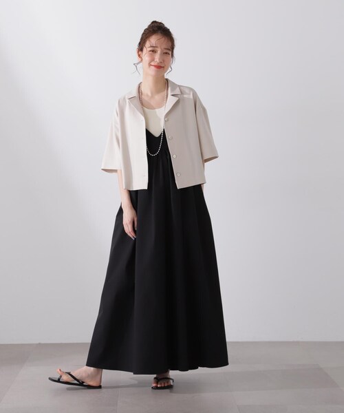 N.(N. Natural Beauty Basic)(エヌエヌナチュラルビューティーベーシック)の「◆クロップドゆる開襟シャツ(シャツ/ブラウス・レディース・ベージュ/チャコールグレー・MEDIUM)」の16枚目の写真