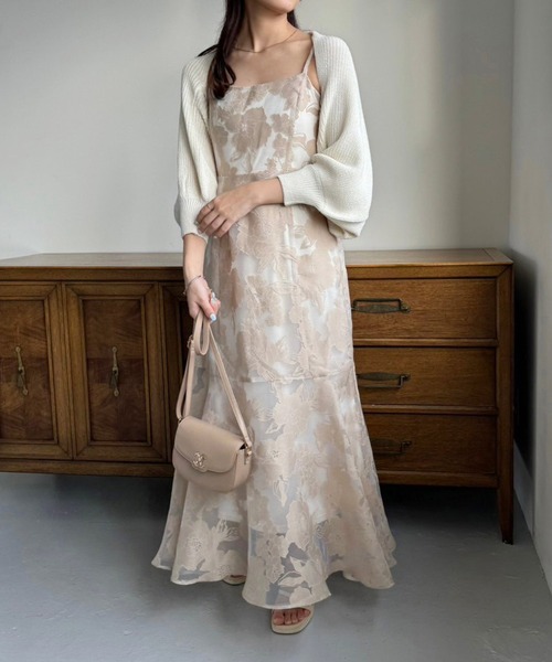 one after another NICE CLAUP（ワンアフターアナザーナイスクラップ）の「マルチウェイニットセットワンピース（ワンピース・レディース・サックスブルー/ピンクベージュ/オフホワイト・FREE）」の4枚目の写真