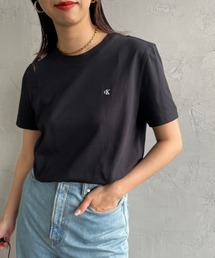[Calvin Klein/カルバンクライン] アーカイブワンポイントロゴ刺繍Tシャツ