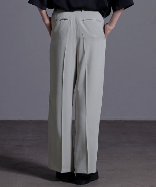 Loose/ルース(ルース)の「ドレープトロミ ワイドタックスラックス【24SS】(スラックス・メンズ・ライトグレー/ブラック・S/M/L/XS)」の20枚目の写真