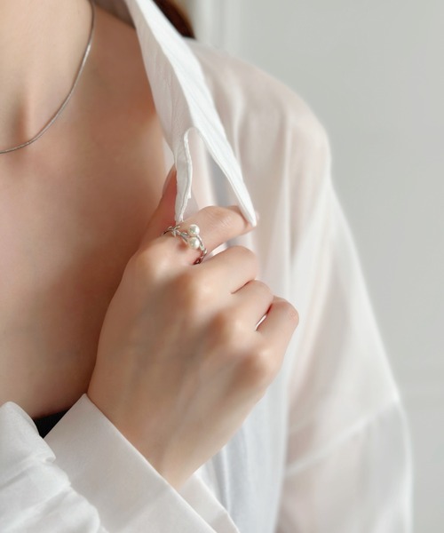 sowang(ソワン)の「リーフデザインパールリング-leaf design pearl ring-(リング・レディース・ゴールド/シルバー・FREE)」の6枚目の写真