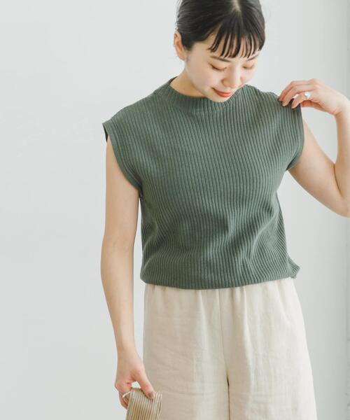ITEMS URBANRESEARCH(アイテムズ アーバンリサーチ)の「リブハイネックノースリニット(ニット/セーター・レディース・チャコールグレー/オフホワイト/ブラウン/グリーン・FREE)」の1枚目の写真