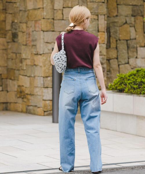 ITEMS URBANRESEARCH(アイテムズ アーバンリサーチ)の「リブハイネックノースリニット(ニット/セーター・レディース・チャコールグレー/オフホワイト/ブラウン/グリーン・FREE)」の10枚目の写真