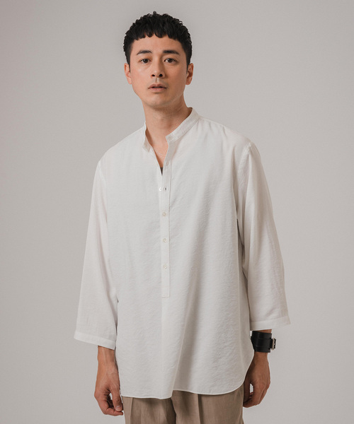 EDIFICE（エディフィス）の「"WEB限定" リバウンド ドビー 8分袖 バンドカラープルオーバーシャツ（シャツ/ブラウス・メンズ・ネイビー/ベージュ系その他/ホワイト・LARGE/MEDIUM）」の6枚目の写真