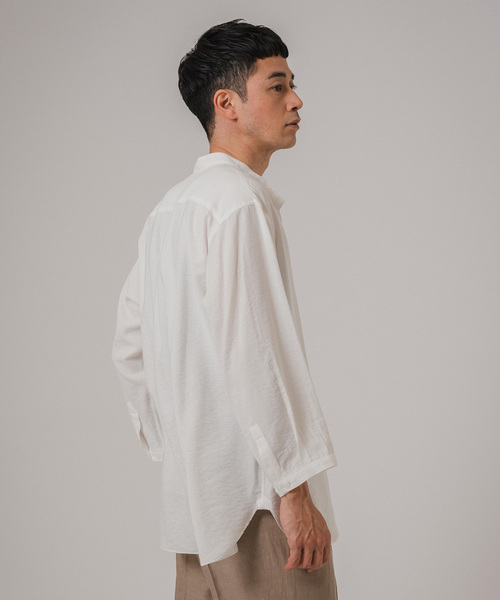 EDIFICE（エディフィス）の「"WEB限定" リバウンド ドビー 8分袖 バンドカラープルオーバーシャツ（シャツ/ブラウス・メンズ・ネイビー/ベージュ系その他/ホワイト・LARGE/MEDIUM）」の11枚目の写真