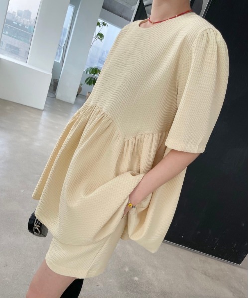 sakishimatokyo（サキシマトーキョー）の「ワッフル柄 ショートパンツ/セットアップ（セットアップ・レディース・アイボリー/ブラック/ネイビー・FREE）」の6枚目の写真