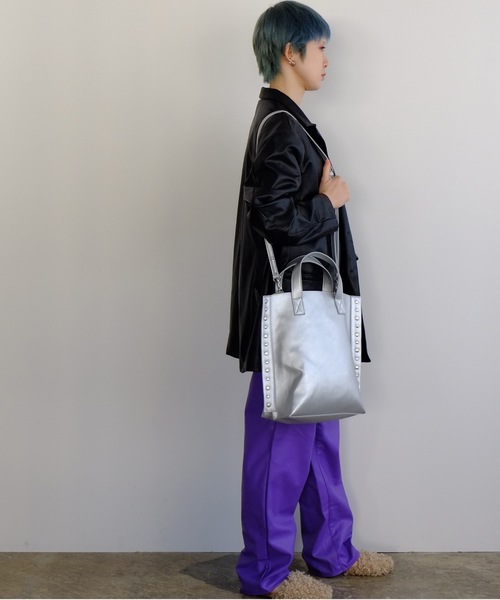 COMMON WARE(コモンウェアー)の「EM:cheek チークrivet 2way tote リベットトートバッグ(トートバッグ・レディース・シルバー/ブラック/パープル/イエロー/ブラウン・FREE)」の17枚目の写真